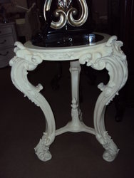 shop/jaqueline-cream-table.html